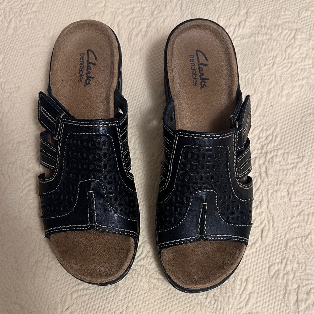 Clarks Black and Brown Slide Sandals